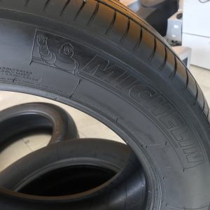 Michelin-215-60-17-year-15